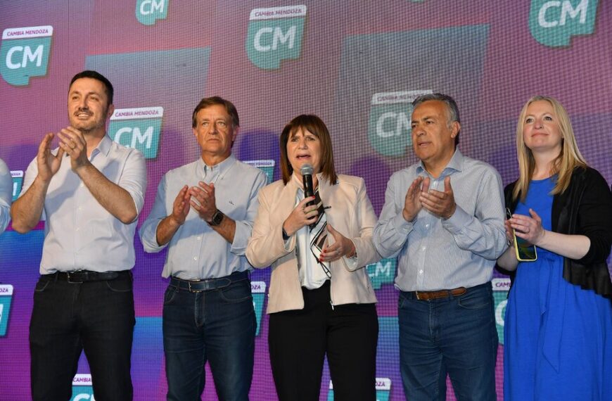 Alfredo Cornejo se impuso en Mendoza
