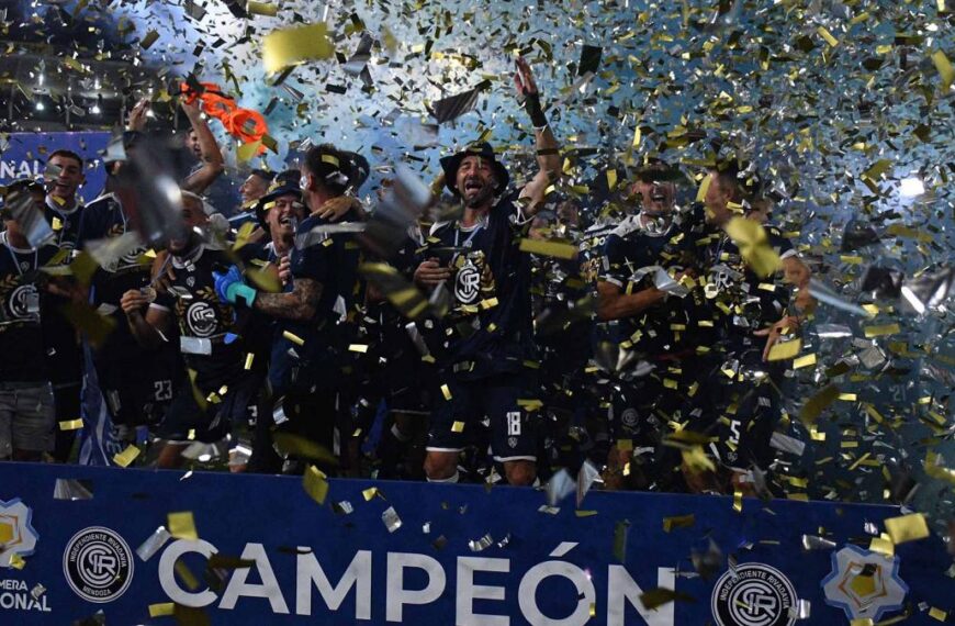 Independiente Rivadavia ascendió a Primera