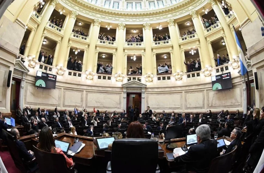 El oficialismo convocó al Senado para tratar la Ley Bases&hellip;