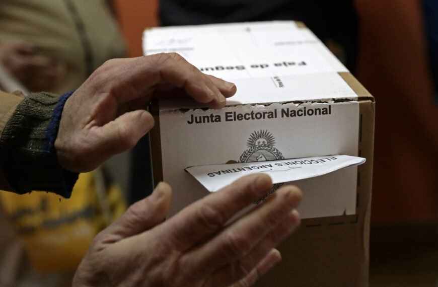 La Cámara Nacional Electoral cruzó a Milei: «En Argentina hay…