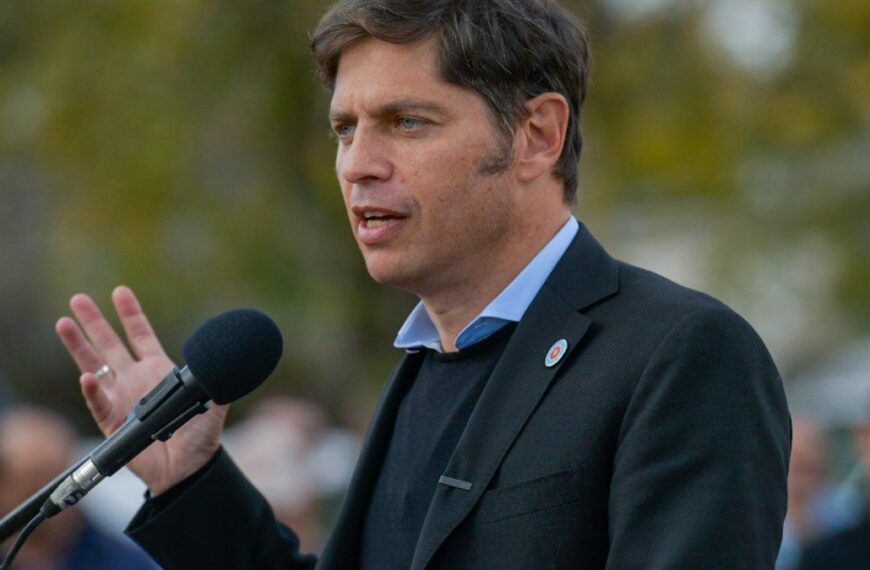 Kicillof repudió el ataque hacia una militante de H.I.J.O.S.: «No…