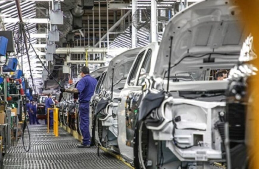 Según datos del INDEC, la producción industrial cayó un 21,2%&hellip;