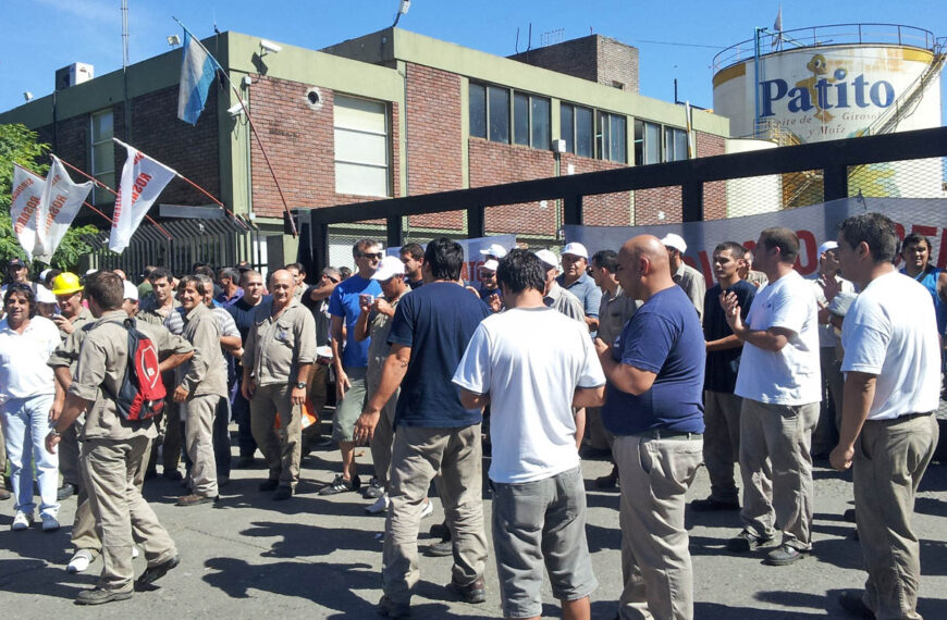 Aceiteros anunciaron un paro por tiempo indeterminado en puertos de…