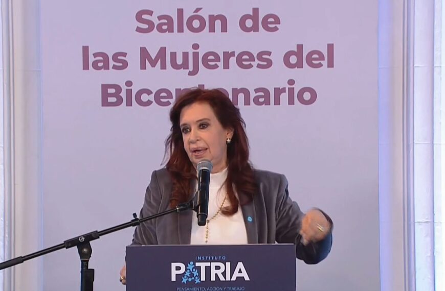 Cristina Kirchner: «Milei debería abandonar esa costumbre de seguir hablando&hellip;