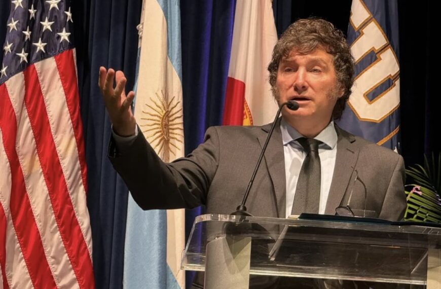 Javier Milei viaja a El Salvador para asistir la asunción…