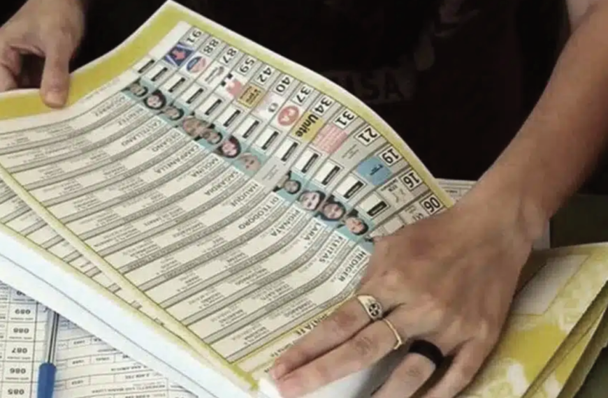 El Gobierno promulgó la ley de la Boleta Única Papel