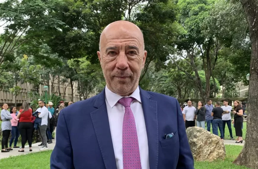 El Gobierno denunció por traición a la patria a ex&hellip;