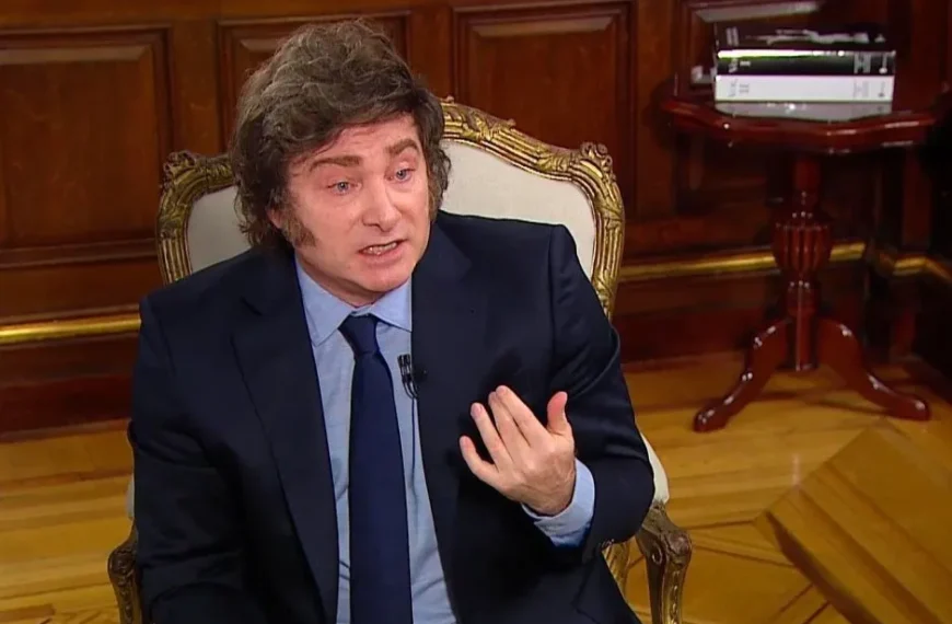 Milei negó un pacto con Rovira y apuntó contra un&hellip;