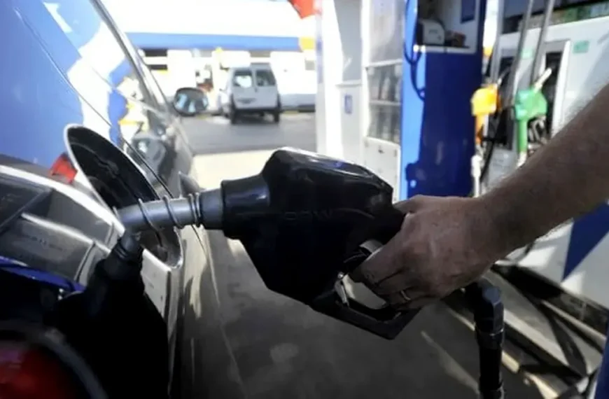 Desde julio sube el impuesto a los combustibles y se…