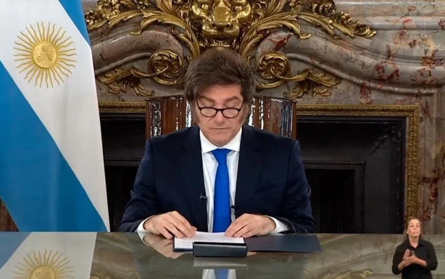 Milei vetó la ley de distribución de ATN tras el…