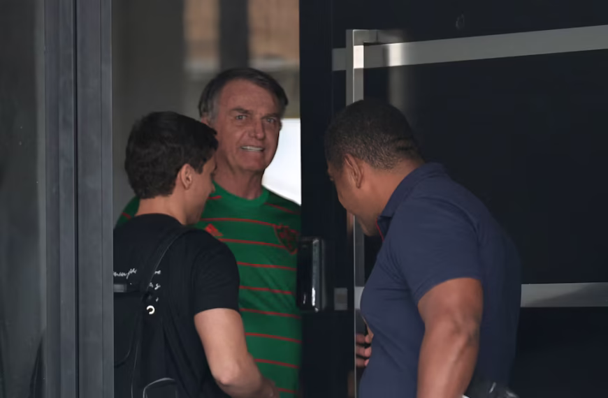 Brasil: detuvieron a Jair Bolsonaro tras orden de prisión…