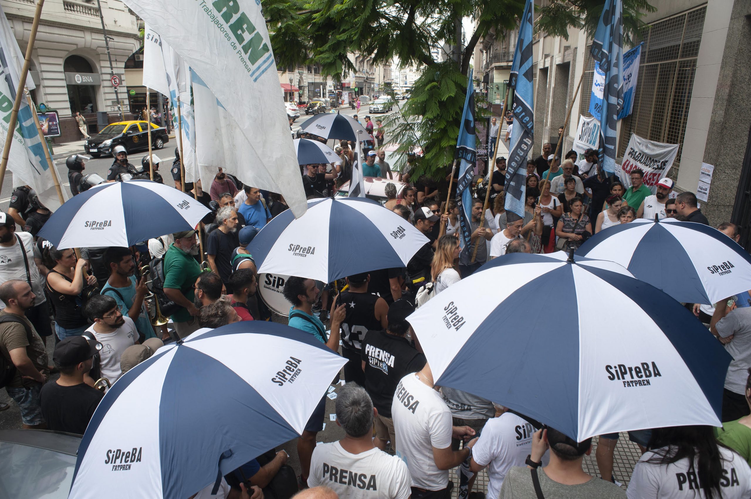 Milei busca derogar el Estatuto del Periodista y desata un fuerte rechazo del sector