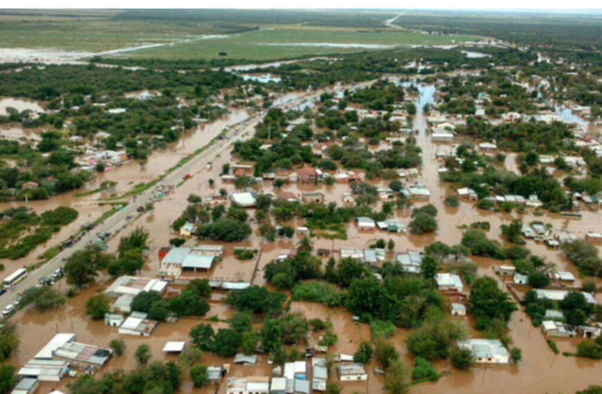 Graves inundaciones en Tucumán: suspenden las clases y familias&hellip;