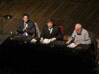 Milei se irritó ante una pregunta sobre la inflación en un evento libertario