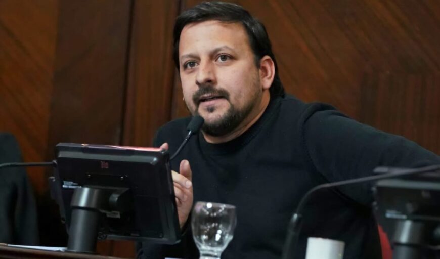Santalla, senador por Avellaneda, contra Milei: “Basta de pedir…