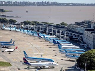Paro de ATE afectará a aeropuertos de todo el país: habrá demoras y posibles cancelaciones