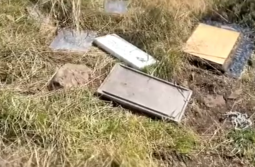 Denuncian descarte de placas homenaje a soldados argentinos en…